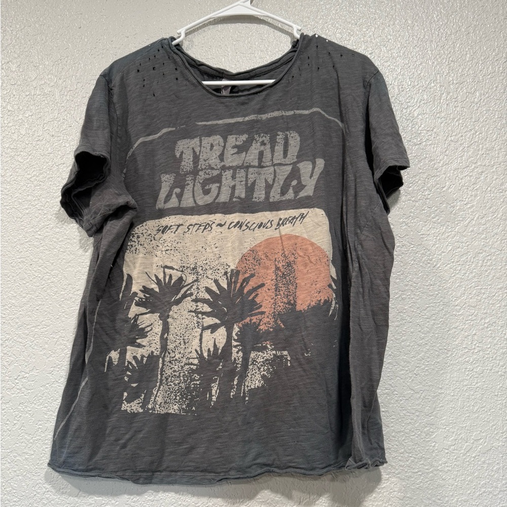 Magnolia Pearl Tee
